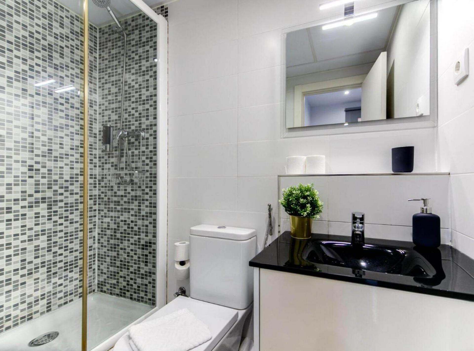 City&Beach Apartments 3 In City Center برشلونة المظهر الخارجي الصورة