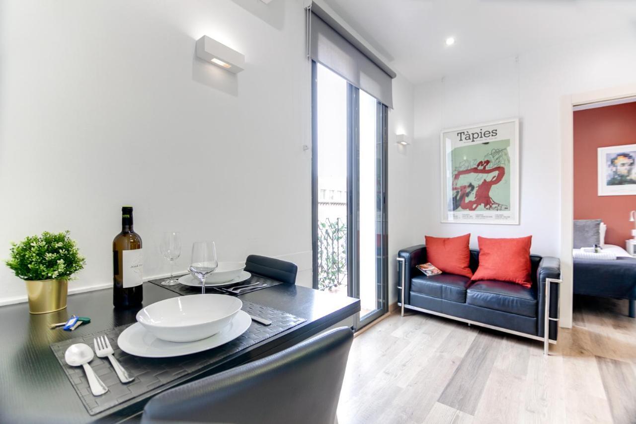 City&Beach Apartments 3 In City Center برشلونة المظهر الخارجي الصورة